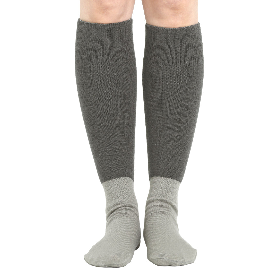 靴が履けるレッグウォーマーいらずのあったかソックス